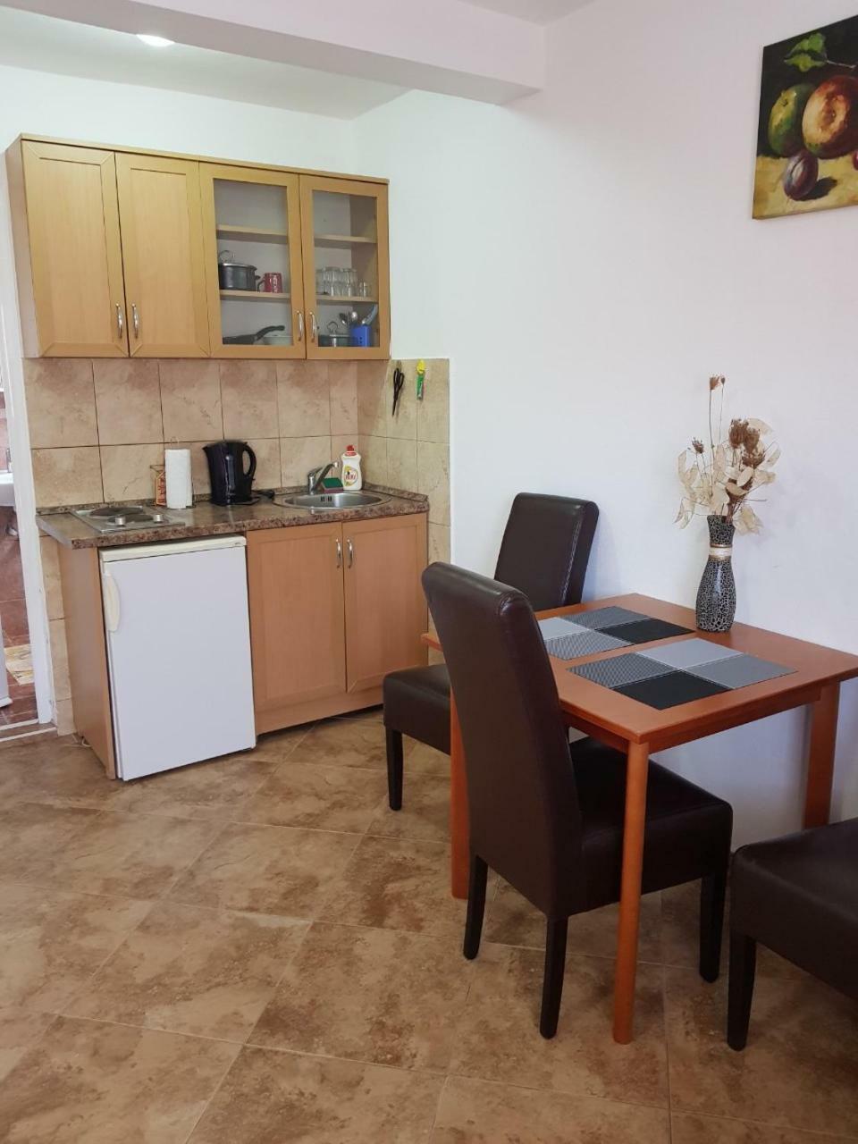 Apartments Jovan Тиват Екстер'єр фото